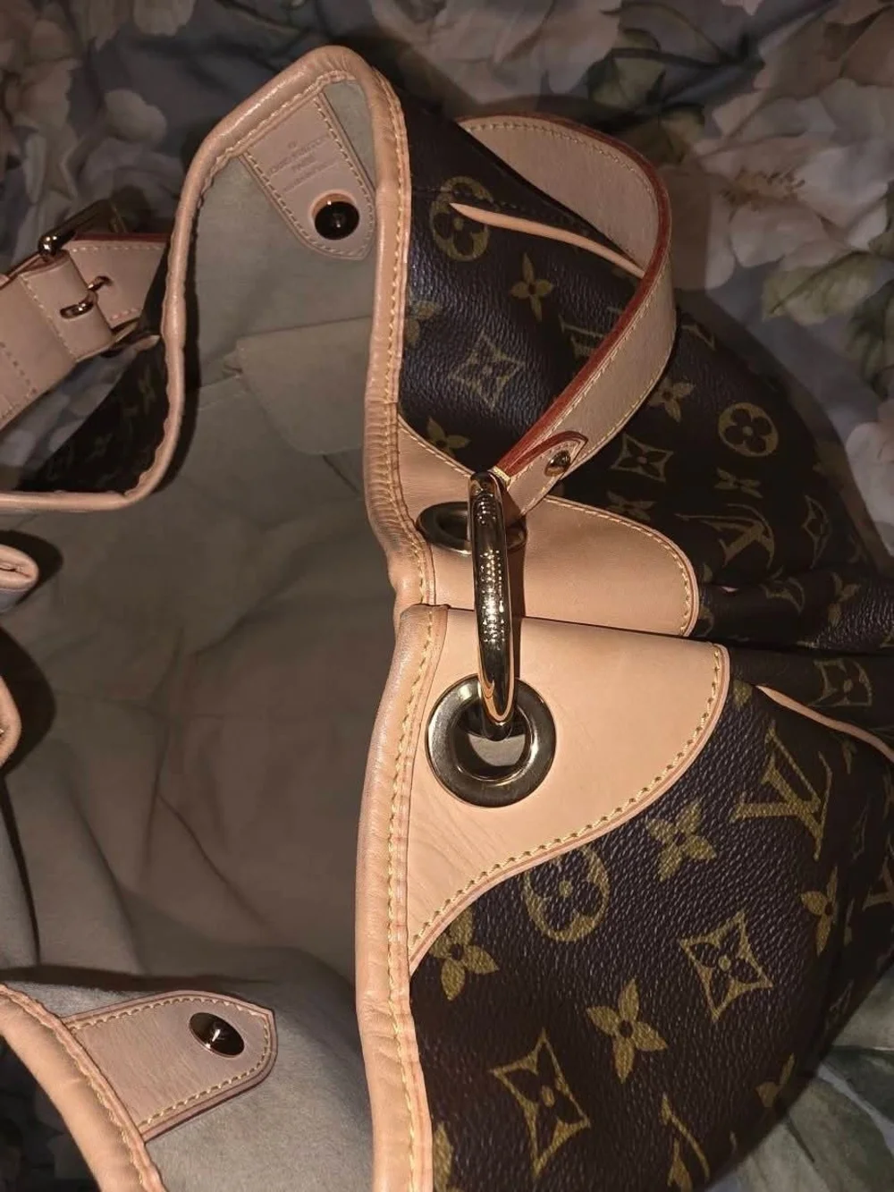 Louis Vuttion Galliera Monogram Gm